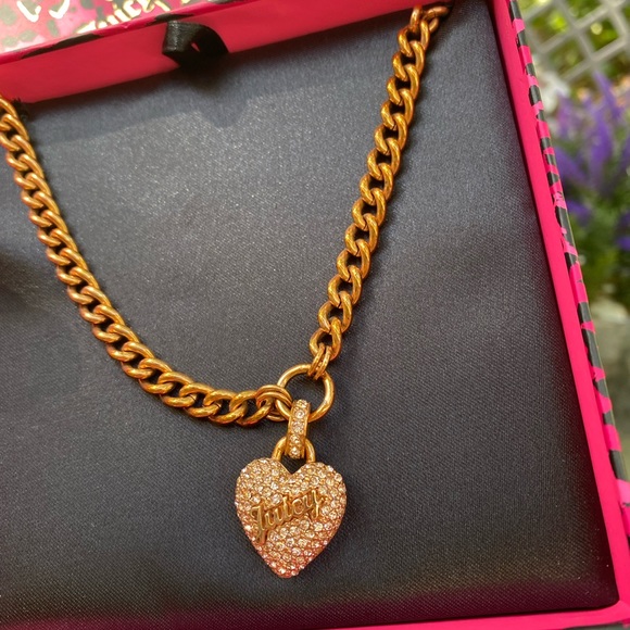 Juicy Couture Logo Gold & Crystal Heart Chain Necklace with Box - Picture 4 of 16